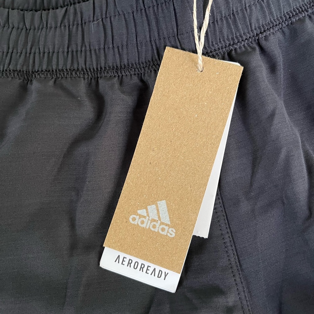 Adidas NEW black Athletic Training Short Women’s Large Heather Woven Pacer - Picture 3 of 12